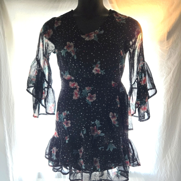 Floral Bell Sleeve Dress - Picture 1 of 8